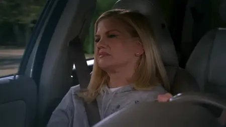 Leanne S01E02