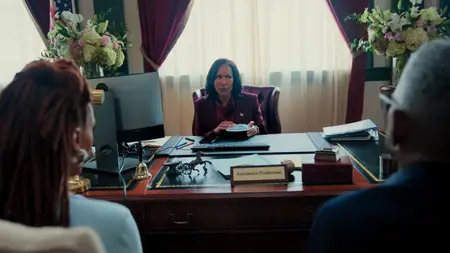 Miss Governor S01E13
