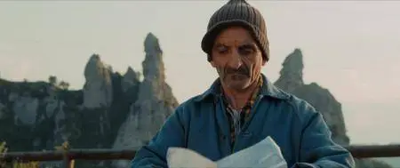 An Almost Perfect Country / Un paese quasi perfetto (2016)