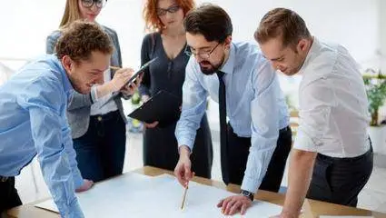 PMP : Organizational Influences and Project Life Cycle