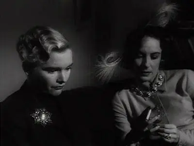 Flicka och hyacinter / Girl with Hyacinths (1950)