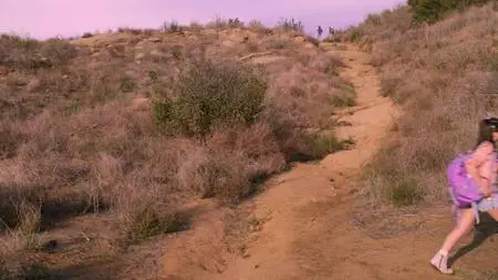 Surfside Girls S01E06