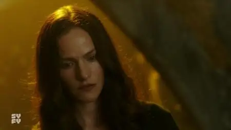 Van Helsing S03E01