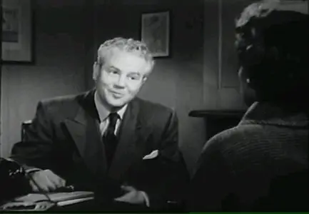 Woman on the Run (1950)