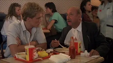 Nothing Underneath / Sotto il vestito niente (1985)