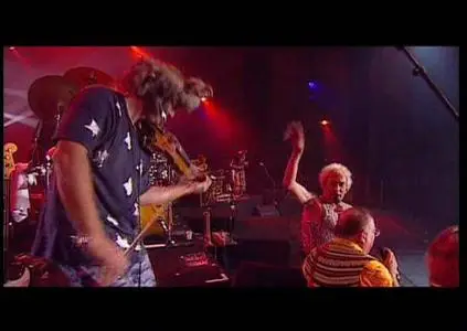 TRI YANN - Festival de Lorient 2003 [DVDrip]