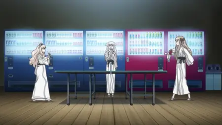 Stray Cats Overrun! (2010 S01E04 Stray Cats Undressed Tsundere