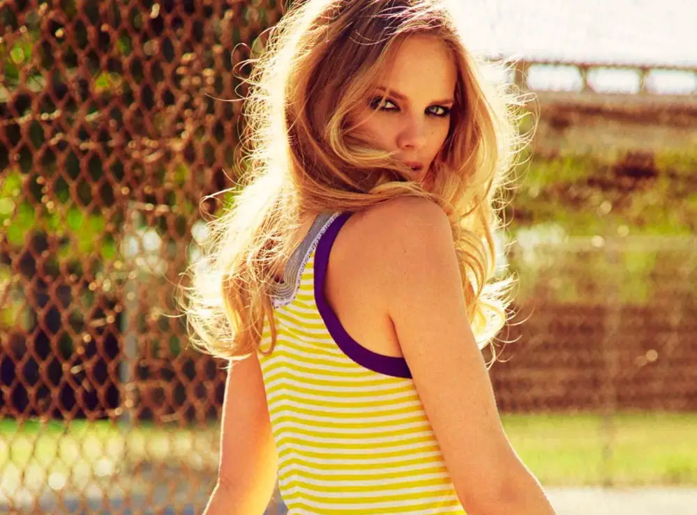 Marloes Horst by Hilary Walsh for Glamour Spain April 2015