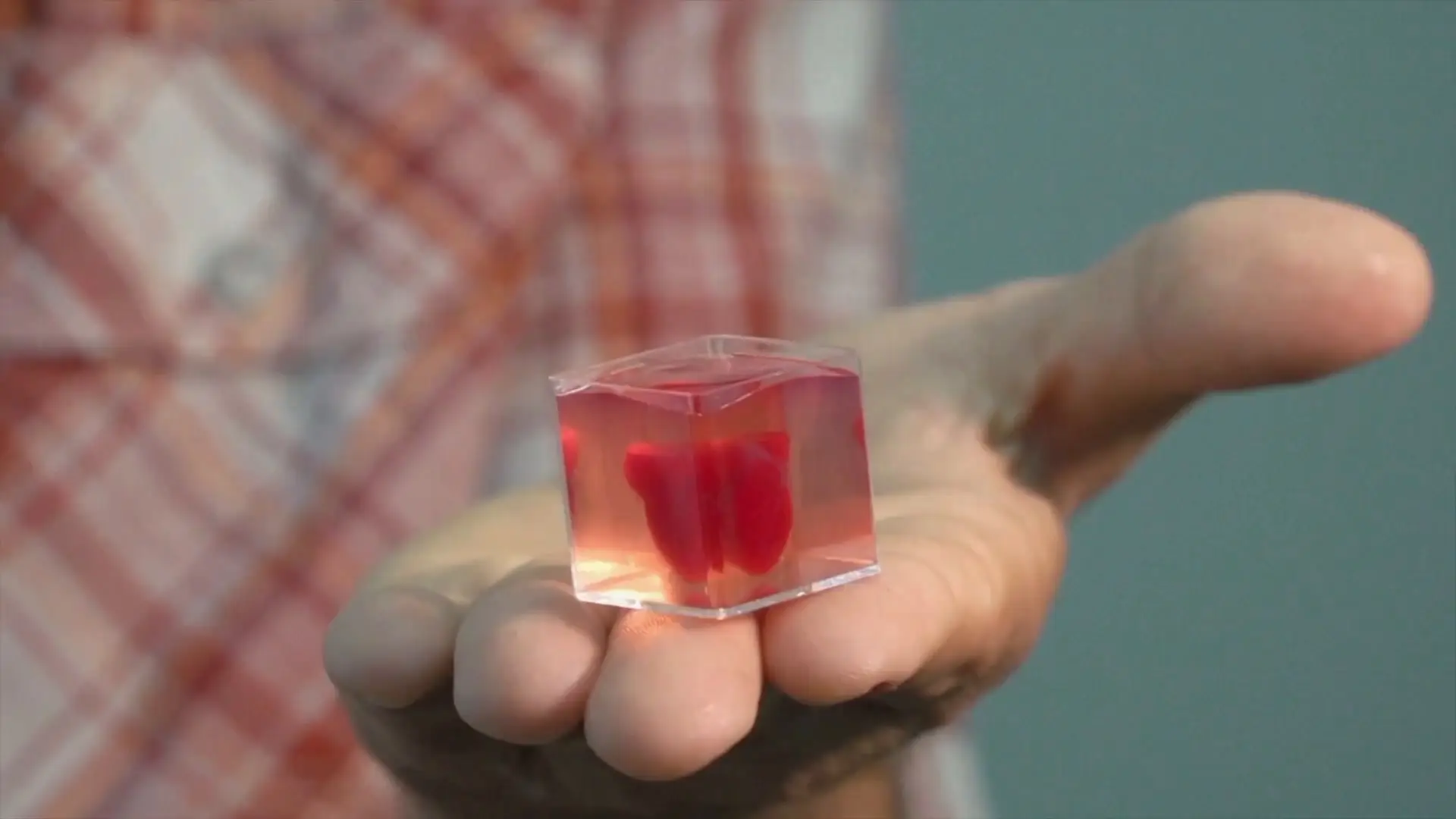 NHK - Breakthrough: Fixing a Broken Heart (2019)