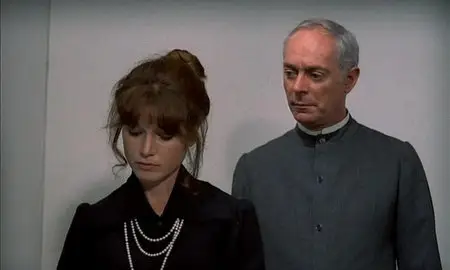 Glissements progressifs du plaisir / Successive Slidings of Pleasure (1974)