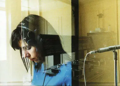 PJ Harvey - Stories from the City, Stories from the Sea (2000)