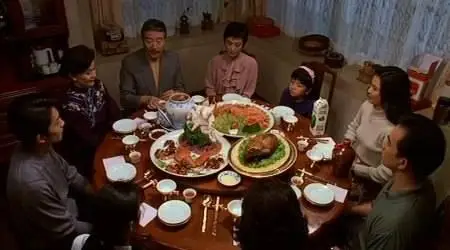 Ang Lee-Yin shi nan nu ('Eat Drink Man Woman') (1994)