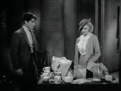 Romance in Manhattan (1935)