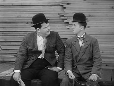 Dick und Doof: Spuk um Mitternacht (1930)