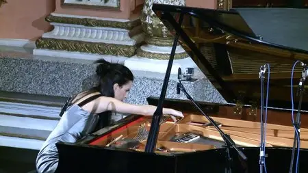 Ayşedeniz Gökçin - Pink Floyd "Live On" (Classical Piano Tribute) 2013 [HDTV 720p]