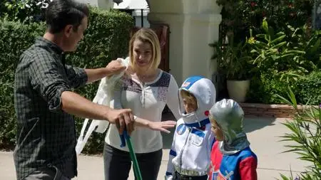 Modern Family S09E05