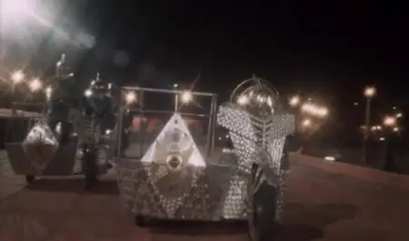 The New Gladiators / I guerrieri dell'anno 2072 (1984)