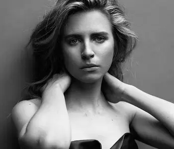 Brit Marling by Tetsu Kubota for Heroine Magazine #1 Fall/Winter 2014