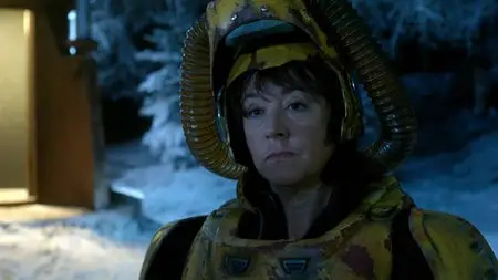 Doctor Who: The Doctor, The Widow And The Wardrobe (2011)