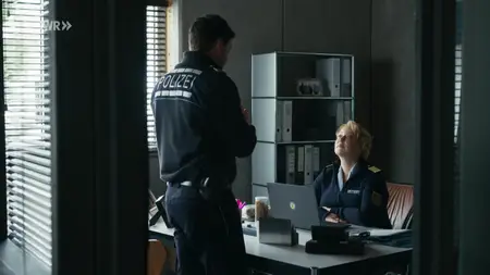 See S07E05