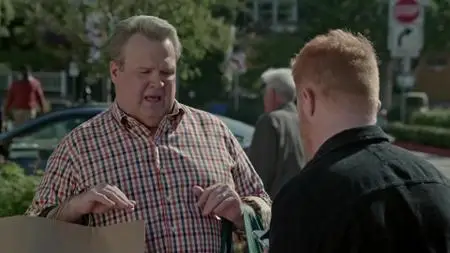 Modern Family S11E07