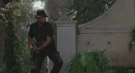 Commando (1985)