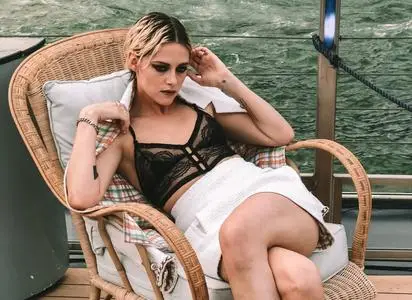 Kristen Stewart by Vincent Capman for Paris Match September 25, 2019