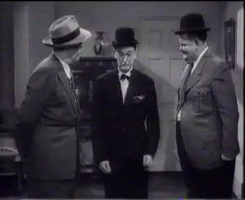 Laurel & Hardy - The Bullfighters (1945)