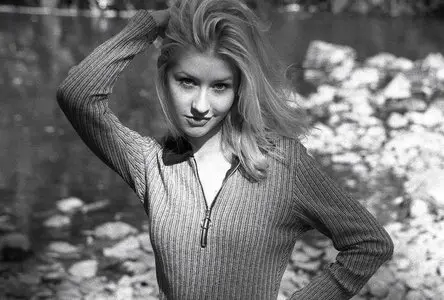 Christina Aguilera - Ed Smith Photoshoot 1998