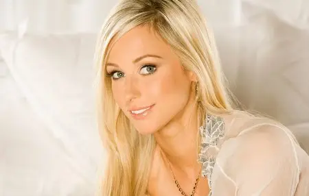 Brittany Barbour - Cyber Girl of December 2010 (Part 3)