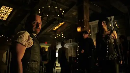 Lost Girl S03E01 (2013)
