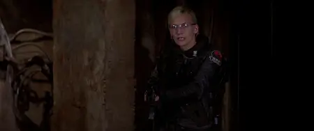 Ghosts of Mars (2001)