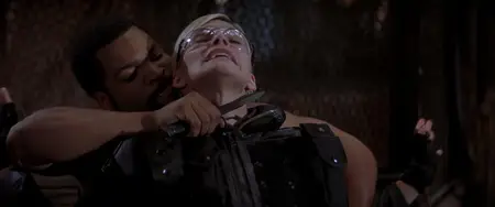 Ghosts of Mars (2001)