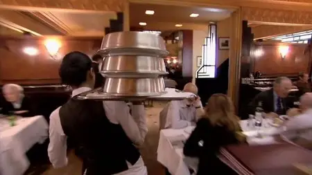 Dish, Women, Waitressing and the Art of Service (2010)