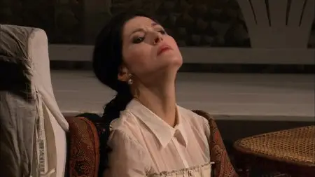 Tutto Verdi - The Complete Operas Boxset Disc 18 : La Traviata (2012) [Full Blu-ray]