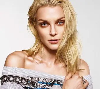 Jessica Stam by Matallana for Harper's Bazaar Mexico February 2016