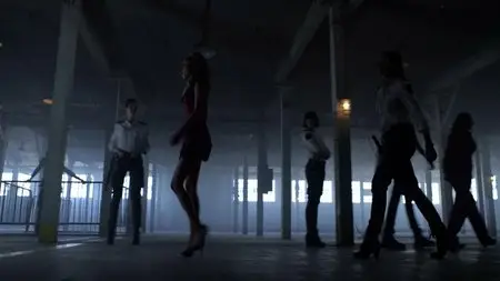 Lost Girl S03E01 (2013)