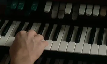 Chobizenesse (1975)