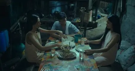 Palipat-lipat, papalit-palit (2024)