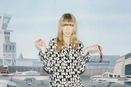 Taylor Swift - Tung Walsh Photoshoot 2013 for Wonderland Magazine