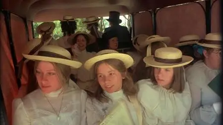 Picnic at Hanging Rock (1975) [Director's Cut]