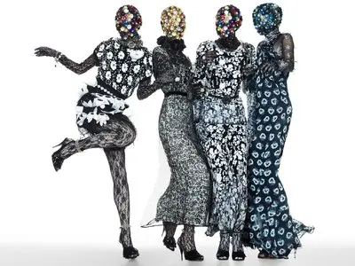 Step & Repeat by Michael Thompson for W December 2013