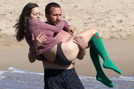 Marion Cotillard - Set of Rust and Bone, Cannes October 12, 2011
