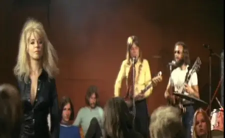 Ich - ein Groupie/Me, a Groupie/Higher and Higher/Je suis une groupie (1970)