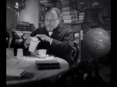 The Blue Angel / Der Blaue Engel (1930) [The Master of Cinema series #49]