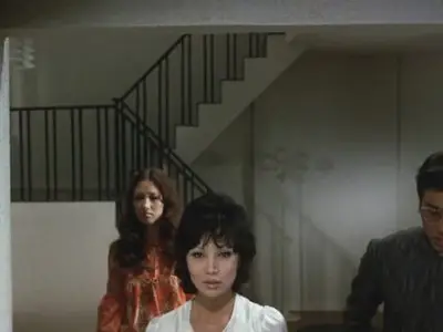 Kokuhakuteki joyûron / Confessions Among Actresses (1971)
