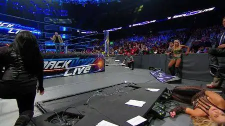 Total Divas S07E01