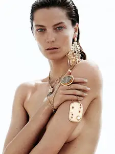 Daria Werbowy by David Sims for Vogue Paris June 2015