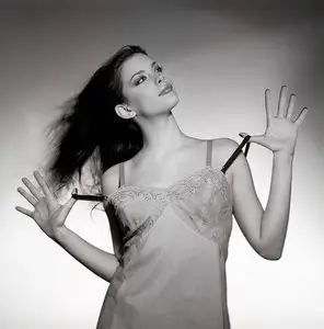 Liv Tyler - Richard Faulks Photoshoot 2001