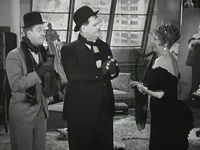 LAUREL & HARDY: The Fixer Uppers (1935)